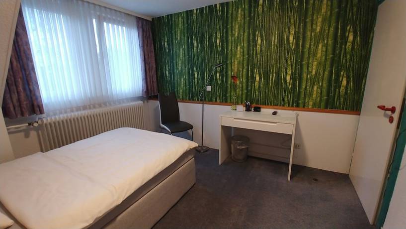 Imagen de la habitación del Burghof Hotel Garni. Foto 19