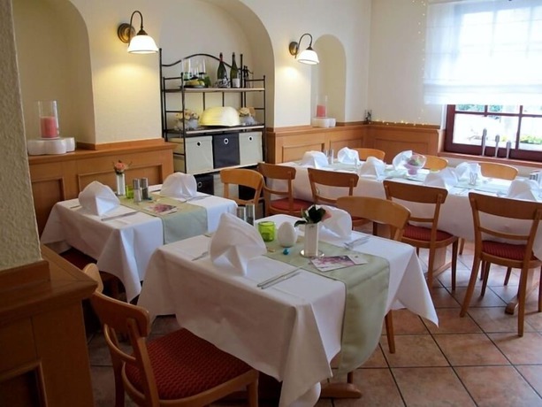 Imagen del bar/restaurante del Burghotel M&uuml;nzenberg. Foto 3