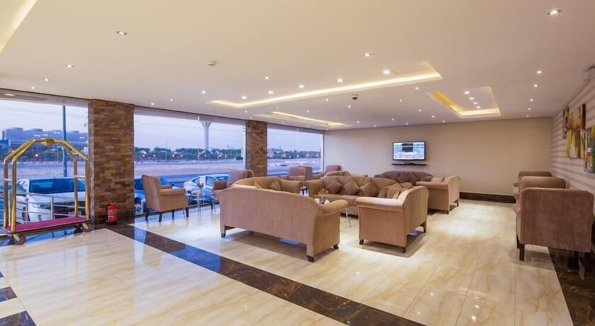 Imagen de los interiores del Burj Alhayah Hotel Suites Alfalah. Foto 13