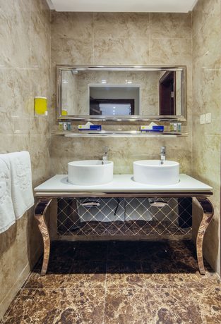 Imagen de los interiores del Burj Alhayah Hotel Suites Alfalah. Foto 17