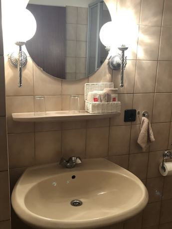 Imagen de la habitación del B&uuml;rgerhotel. Foto 13