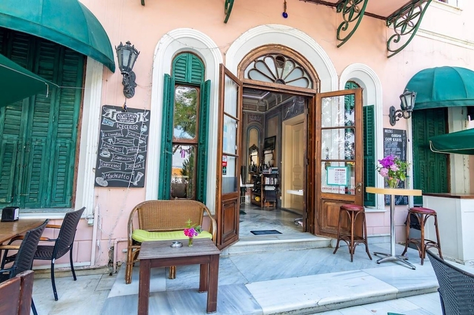 Imagen de los interiores del B&uuml;y&uuml;kada Anastasia Meziki History Mansion. Foto 16