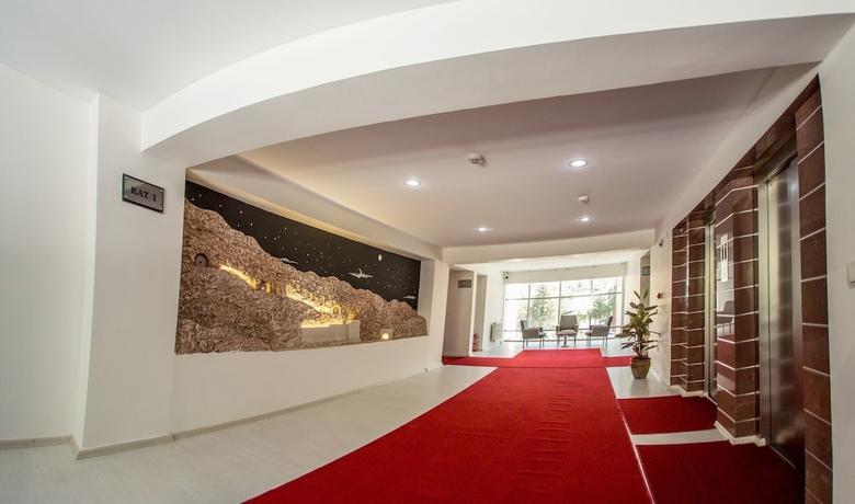 Imagen de los interiores del Buyuk Amasya Oteli. Foto 13