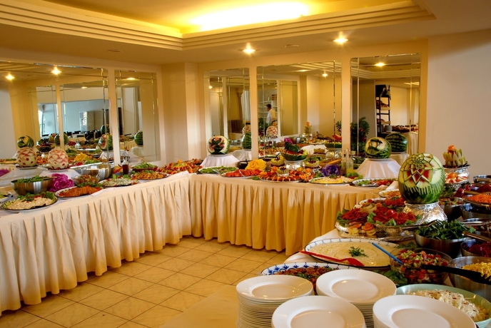 Imagen del bar/restaurante del Buyuk Berk Otel. Foto 4