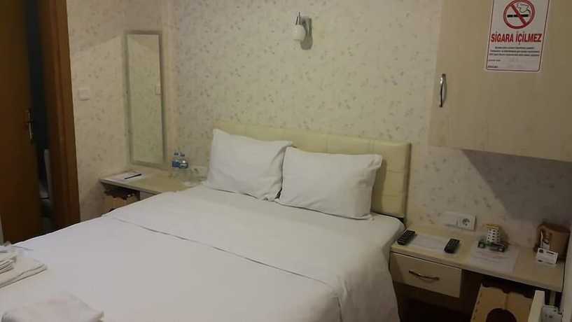 Imagen de la habitación del Buyukada Cinar Hotel. Foto 7