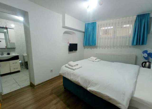 Imagen de la habitación del Buyukada Cinar Hotel. Foto 15