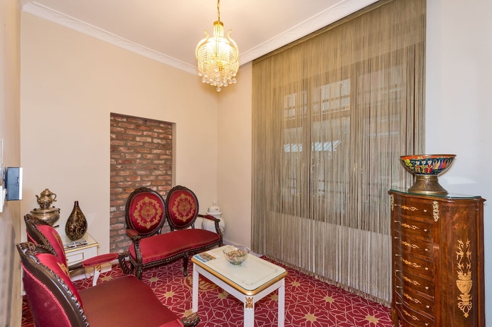 Imagen de los interiores del By Murat Crown Hotel. Foto 19