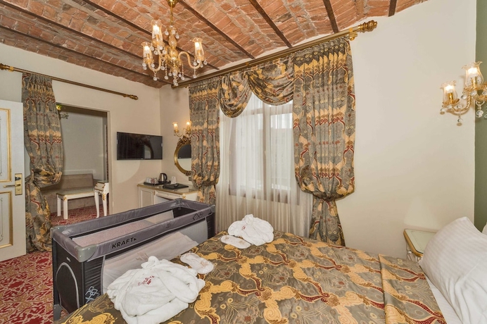 Imagen de la habitación del By Murat Crown Hotel. Foto 13
