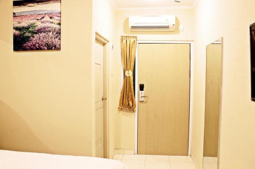 Imagen general del C Hotel Cirebon. Foto 1
