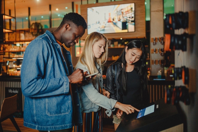 Imagen de los interiores del CAB20. Foto 11