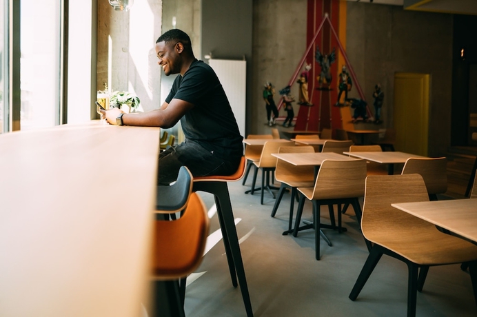 Imagen de los interiores del CAB20. Foto 13