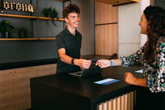 Imagen de los interiores del CAB20. Foto 16