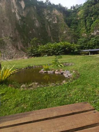 Imagen de la habitación del CAMPING GROUND. Foto 20