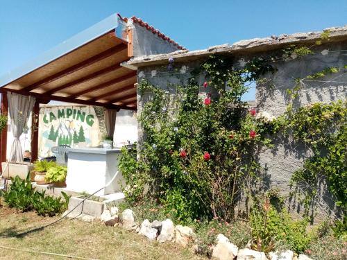 Imagen general del CAMPING LASTE. Foto 10