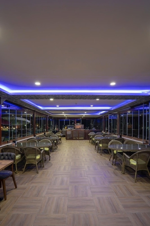 Imagen de la habitación del CANPOLAT Hotel. Foto 8