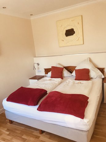 Imagen de la habitación del CAREA Schlosshotel Domäne Walberberg. Foto 5