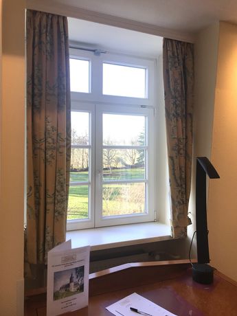 Imagen de la habitación del CAREA Schlosshotel Domäne Walberberg. Foto 10