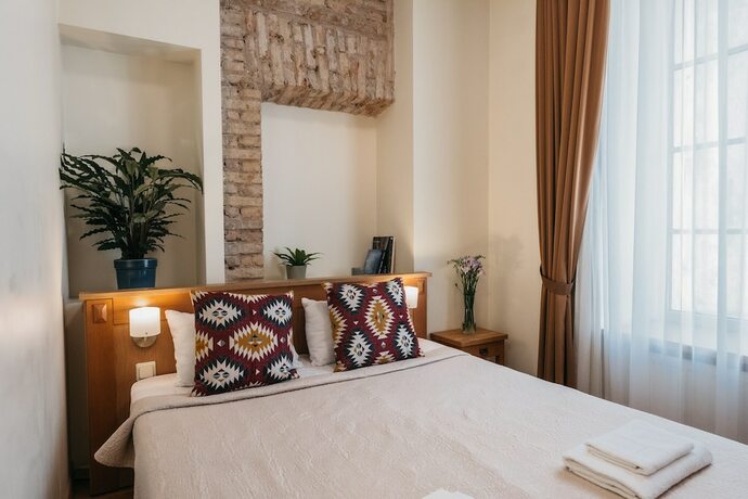 Imagen de la habitación del CATHEDRAL Old Town Suites. Foto 19