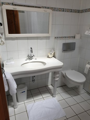 Imagen de la habitación del CB Hotel Becker. Foto 13