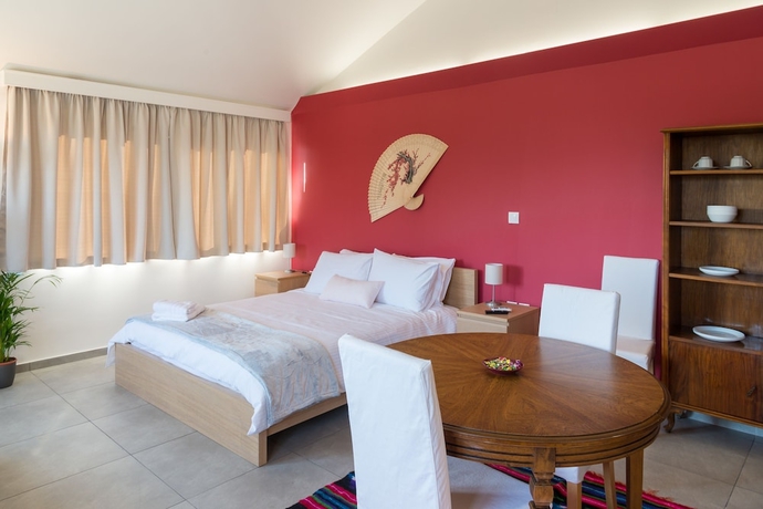 Imagen de la habitación del CHROMA Lodge Pikermi. Foto 16