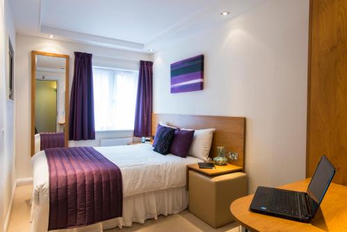 Imagen de la habitación del CIM Moor Hall. Foto 9