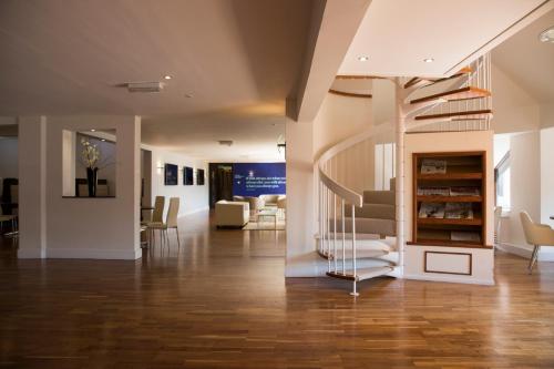 Imagen general del CIM Moor Hall. Foto 3