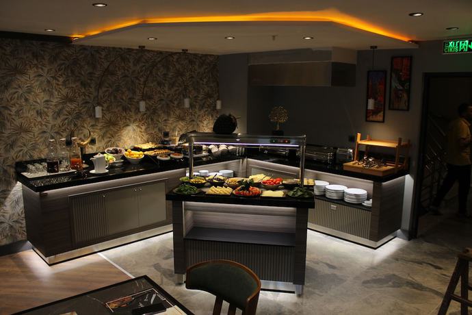 Imagen del bar/restaurante del CITY ASYA HOTEL. Foto 3