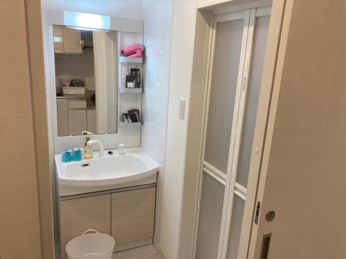 Imagen de la habitación del COZYSTAY IN トゥリバー宮古島. Foto 18