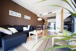 Imagen de los interiores del CSSuites Castell&oacute;n. Foto 9