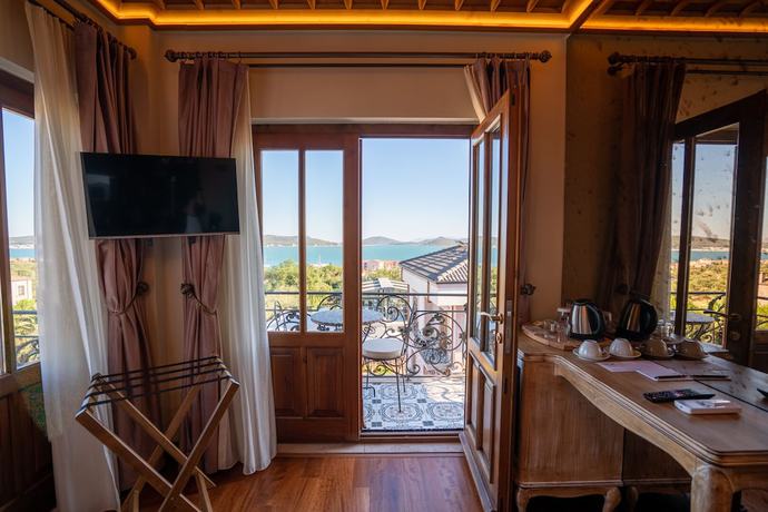 Imagen de la habitación del CUNDA BARADIEL HOTEL, Ayvalik. Foto 6