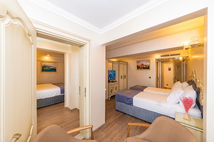 Imagen de la habitación del CZN Burak Hotel. Foto 18