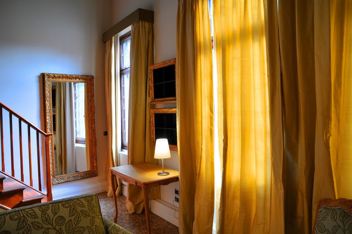 Imagen de los interiores del Ca Mariele. Foto 9