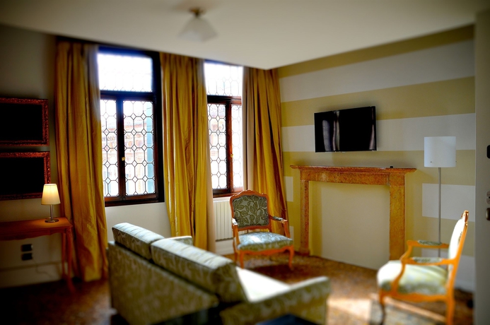 Imagen de los interiores del Ca Mariele. Foto 13