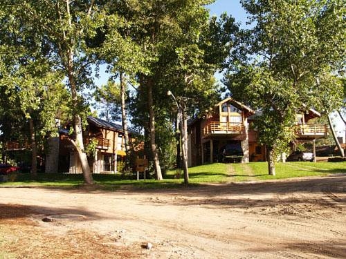 Imagen general del Caba&ntilde;as Entreverdes. Foto 5