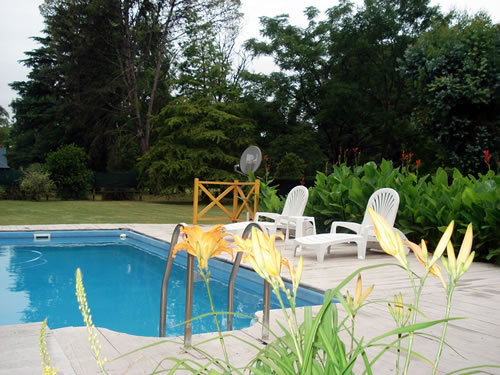 Imagen de la piscina del Cabañas Silvestre. Foto 7