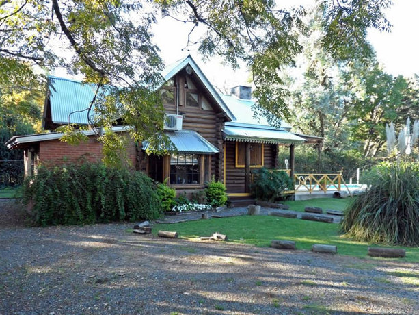 Imagen de los exteriores del Cabañas Silvestre. Foto 5