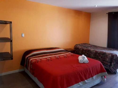 Imagen de la habitación del Caba&ntilde;as Tahiken. Foto 9