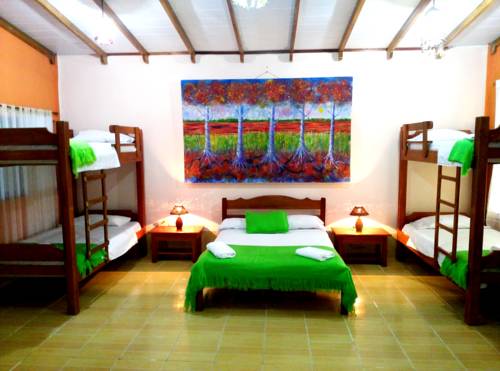 Imagen de la habitación del Caba&ntilde;as Yakuruna. Foto 4