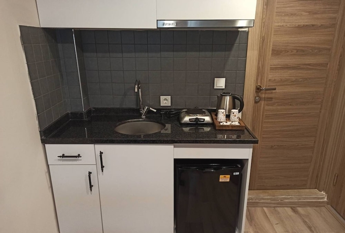 Imagen de la habitación del Cadde Suite Bakirkoy. Foto 17