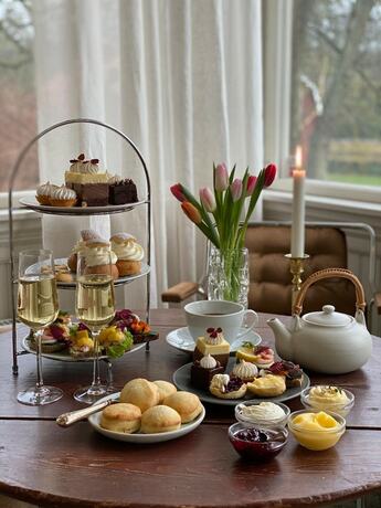 Imagen general del Café Mandeltårtan Bandb Villafloraviola. Foto 13