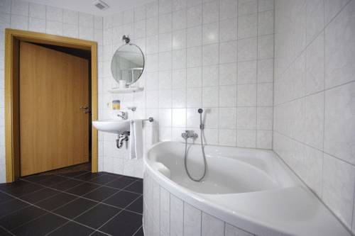 Imagen de la habitación del Caf&eacute; and Hotel Am Holzhafen. Foto 8