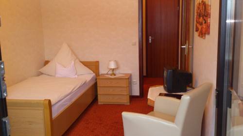 Imagen de la habitación del Cafe-pension Waldesruh. Foto 13