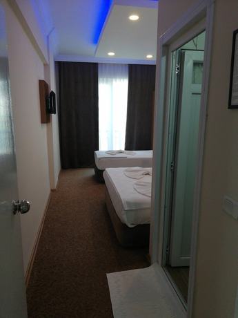 Imagen de la habitación del Cagan Hotel. Foto 8