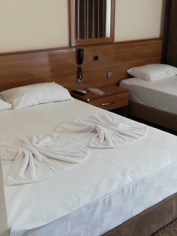 Imagen de la habitación del Cagan Hotel. Foto 12