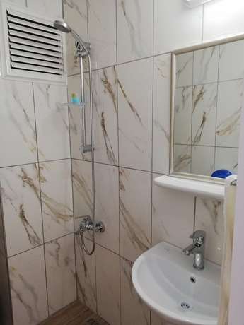 Imagen de la habitación del Cagan Hotel. Foto 13
