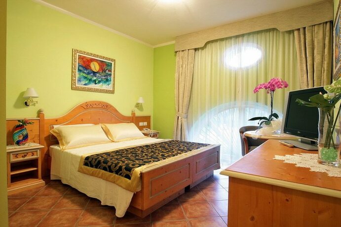 Imagen de la habitación del C&agrave; Rocca Relais. Foto 20