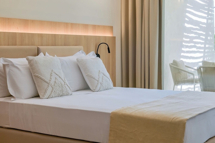 Imagen de la habitación del Cala Lupo Resort. Foto 2