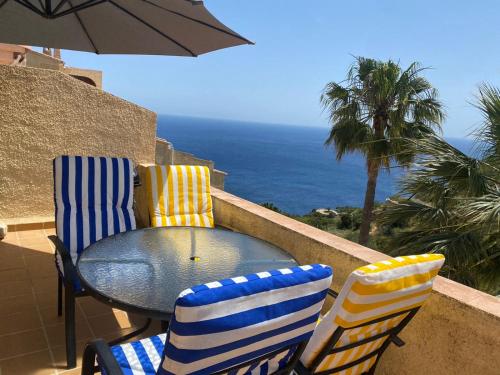 Imagen general del Cala Moraig. Foto 1