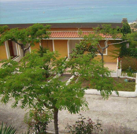 Imagen de los exteriores del Cala Petrosa Resort. Foto 17