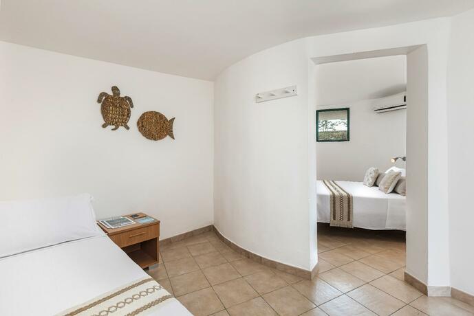 Imagen general del Cala del Principe Wild & Nature Resort. Foto 7